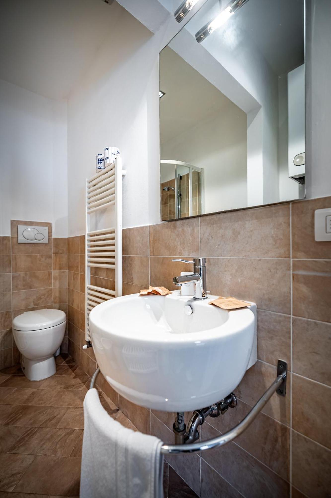Yid Luxury * Florencia